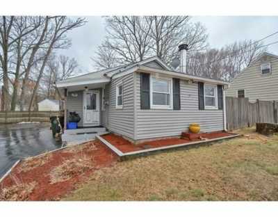 Home For Sale in Bellingham, Massachusetts
