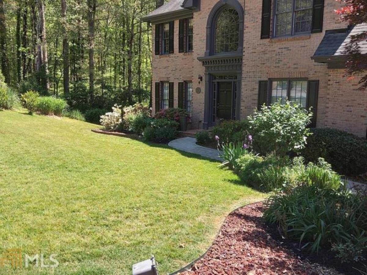 Picture of Home For Sale in Snellville, Georgia, United States