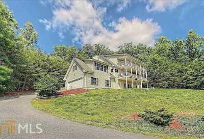 Home For Sale in Hiawassee, Georgia