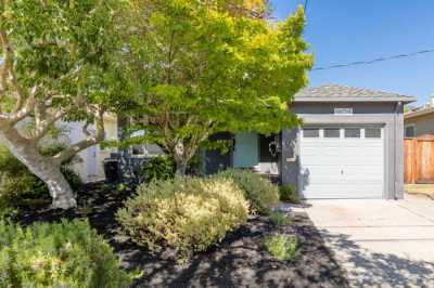Home For Sale in El Cerrito, California
