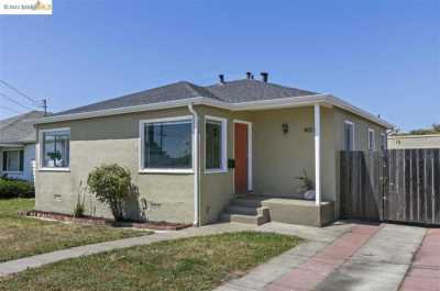 Home For Sale in Richmond, California