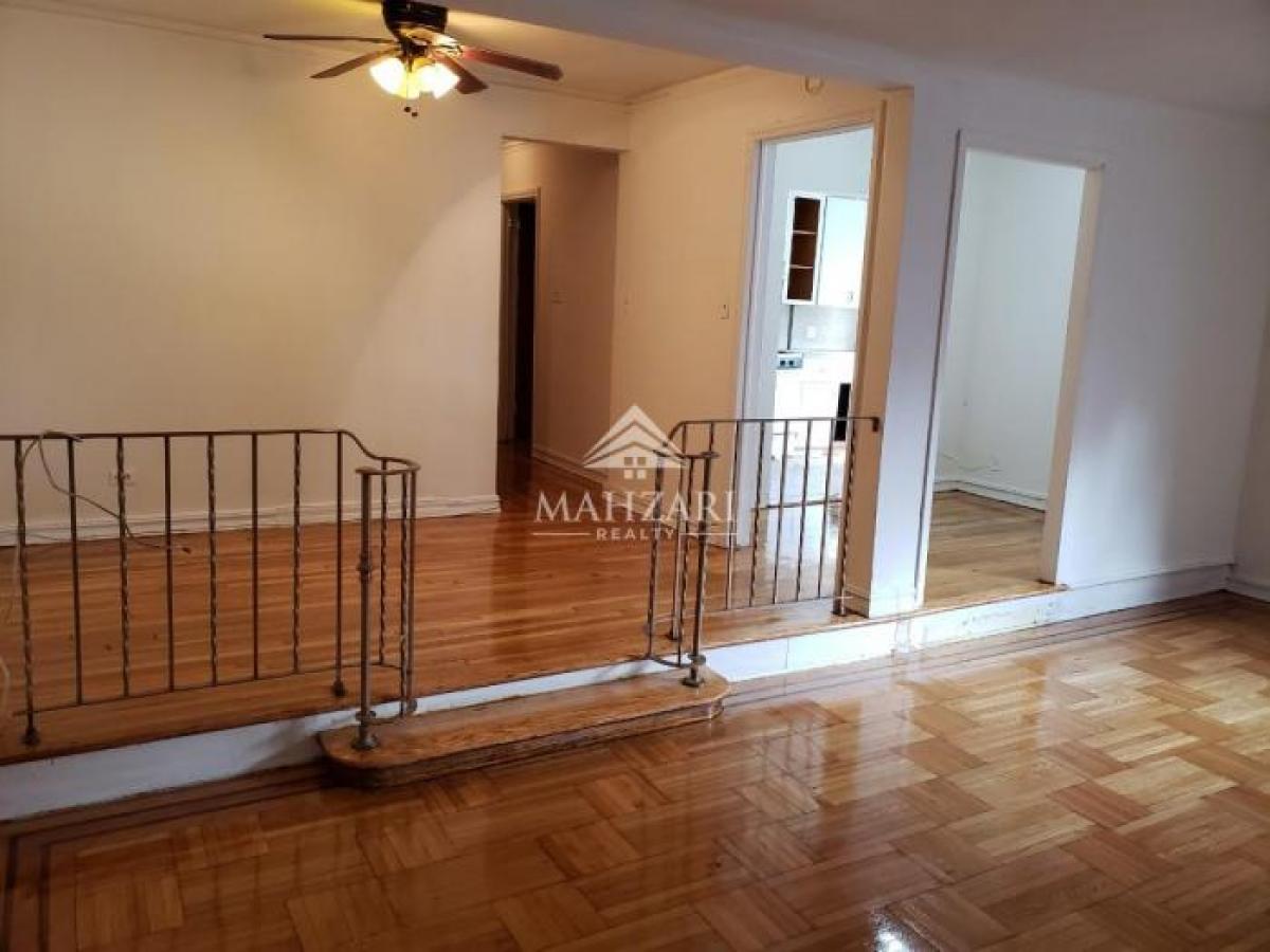 Picture of Apartment For Sale in Flushing, New York, United States