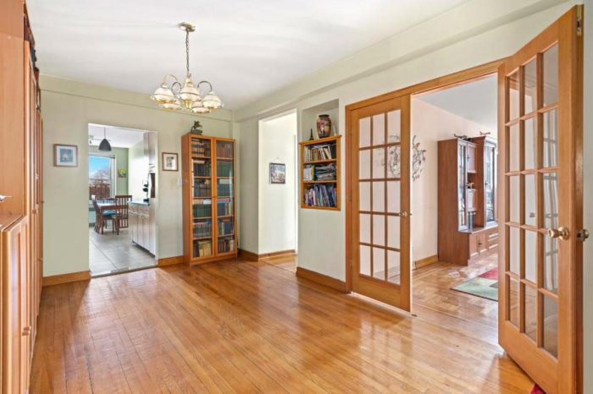 Picture of Apartment For Sale in Brooklyn, New York, United States