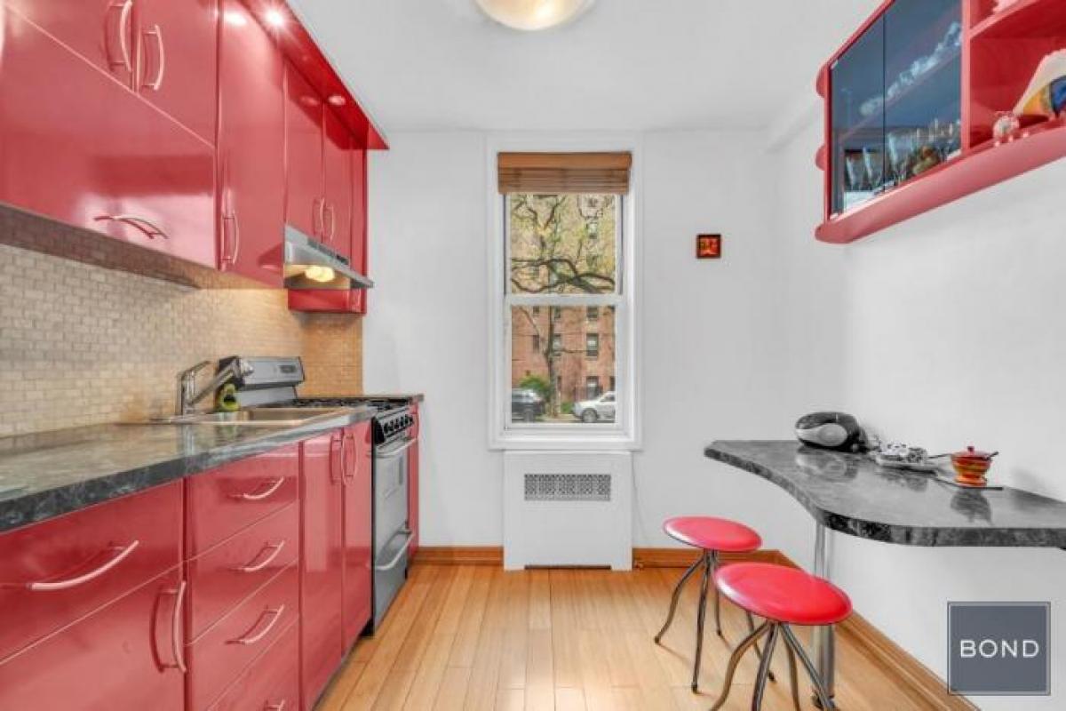 Picture of Apartment For Sale in Forest Hills, New York, United States
