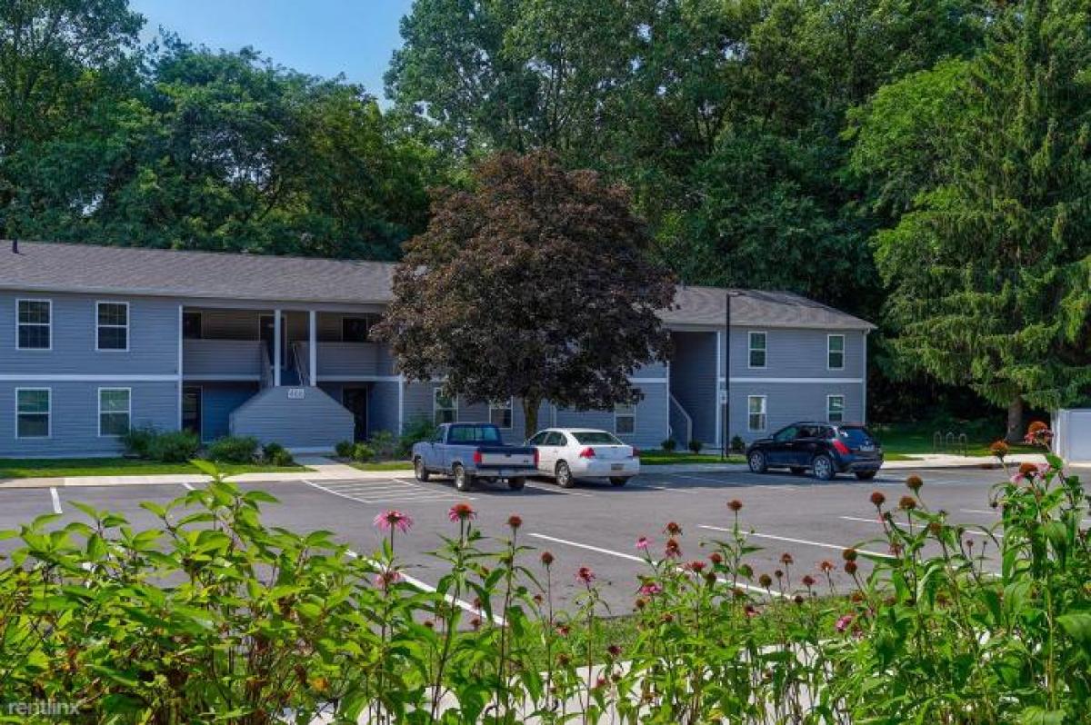 466 S Burr Oak Rd, Colon, Michigan, United States Apartments For Rent