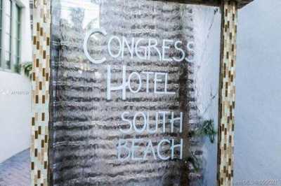 Apartment For Sale in Miami Beach, Florida