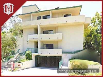 Apartment For Rent in Pasadena, California