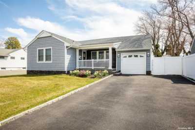 Residential Land For Sale in Wantagh, New York