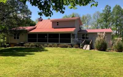 Home For Sale in Blairsville, Georgia