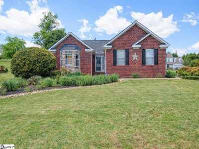 Home For Sale in Greer, South Carolina