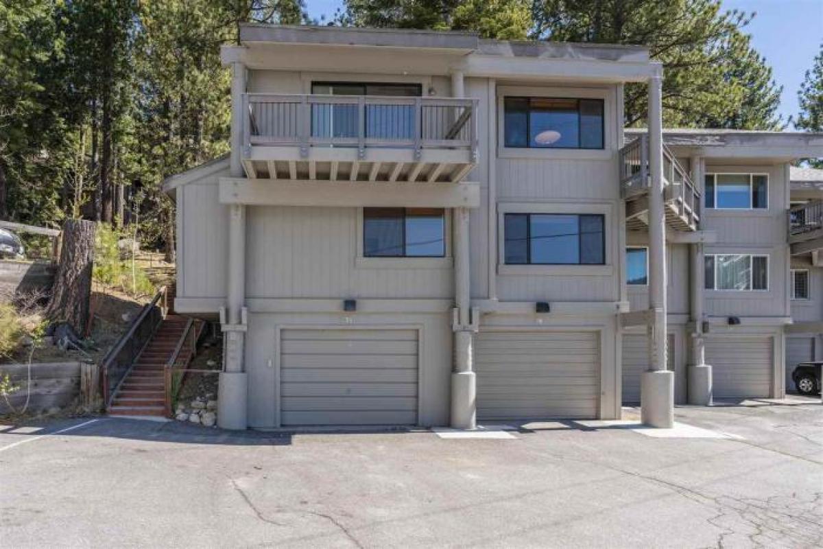 Picture of Home For Sale in Truckee, California, United States