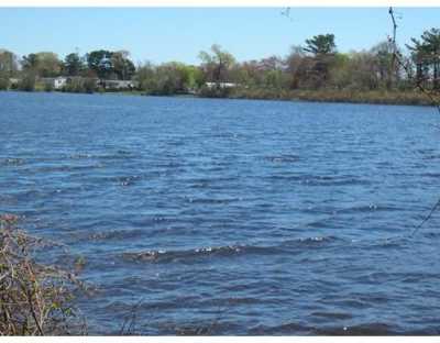 Mobile Home For Sale in Wareham, Massachusetts