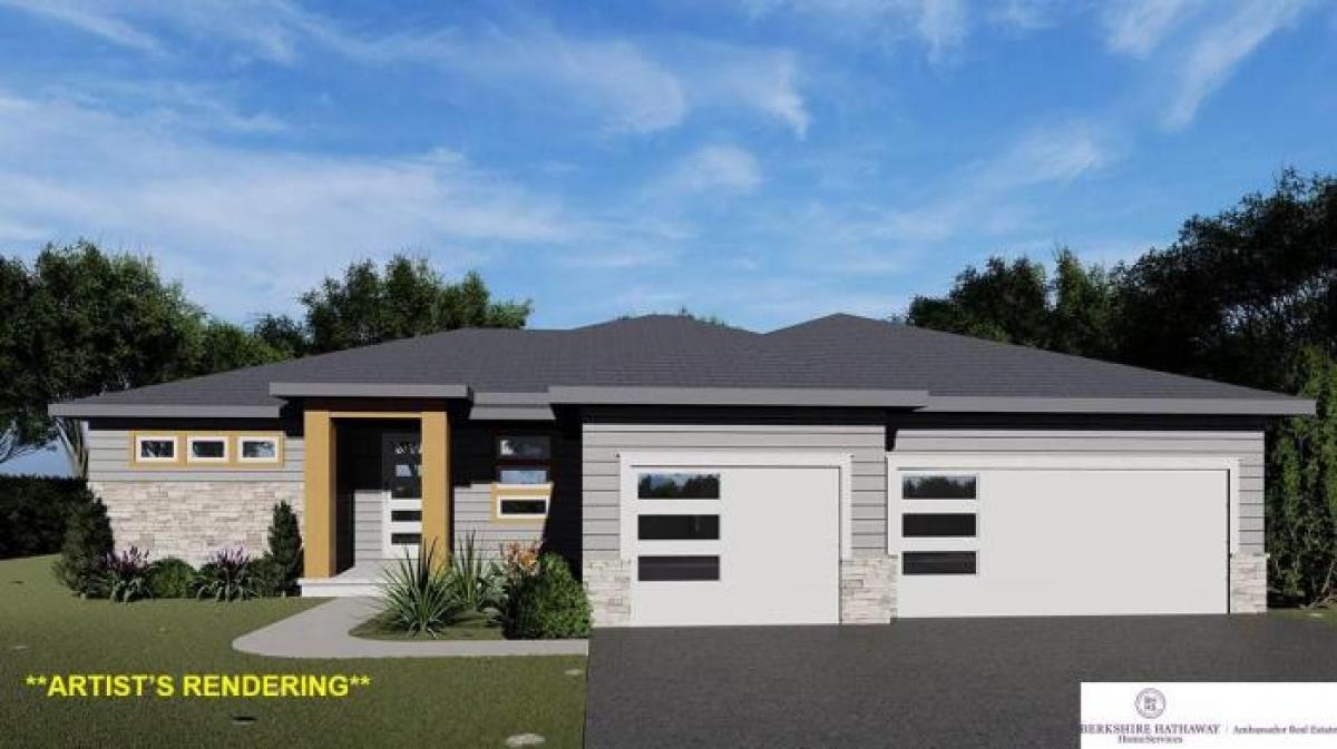 Picture of Home For Sale in Papillion, Nebraska, United States