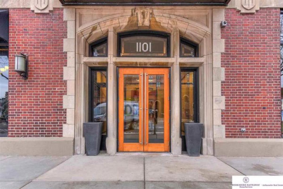 Picture of Condo For Sale in Omaha, Nebraska, United States