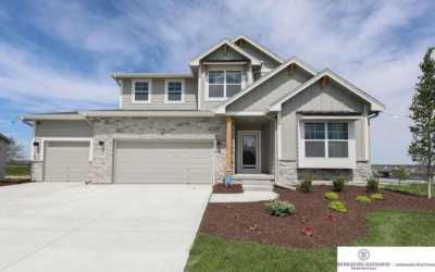 Home For Sale in Papillion, Nebraska