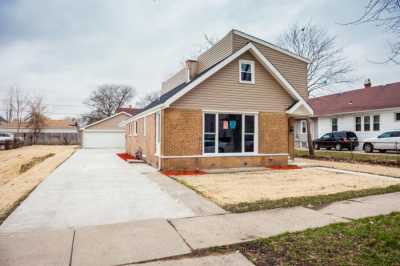 Home For Sale in Maywood, Illinois