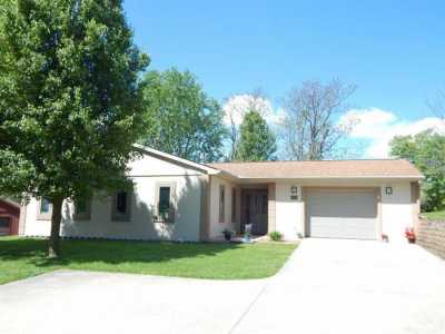 Home For Sale in Bedford, Indiana