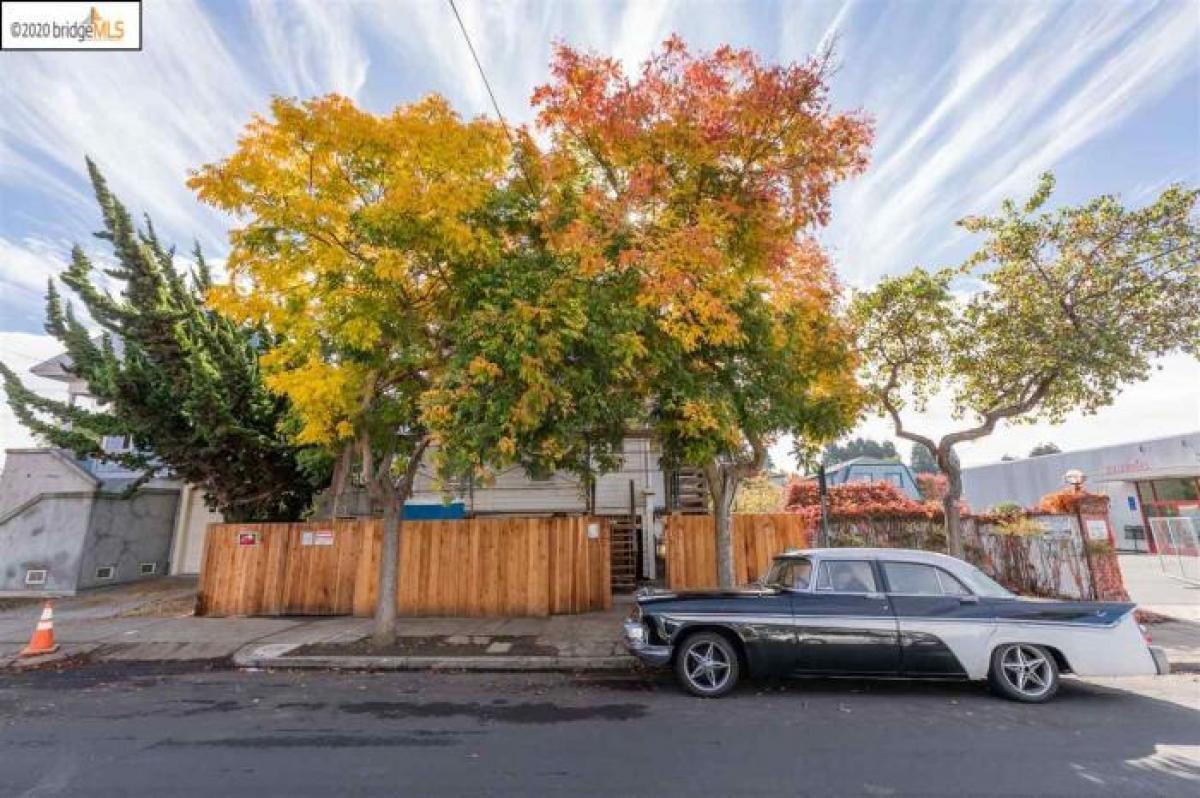 Picture of Home For Sale in Emeryville, California, United States