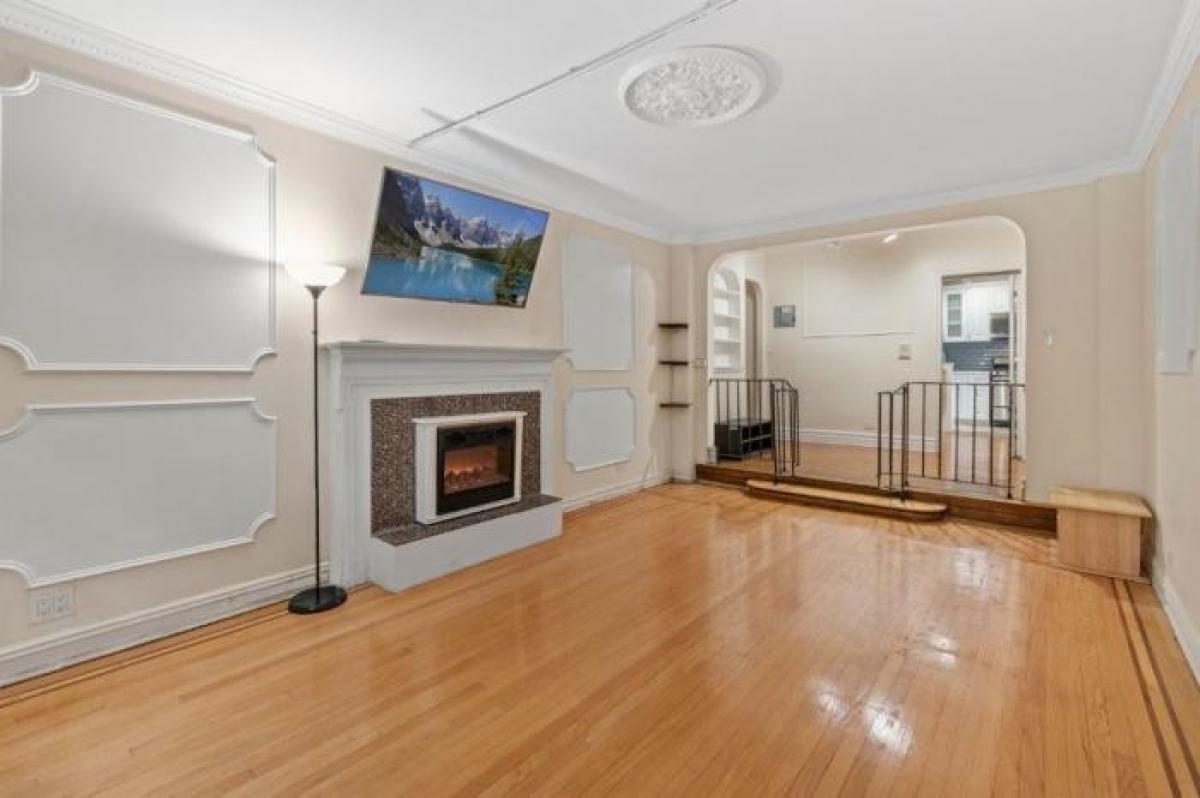 Picture of Apartment For Sale in Bronx, New York, United States