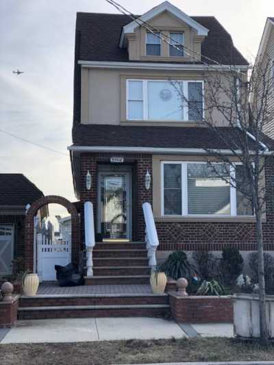 Home For Sale in Howard Beach, New York