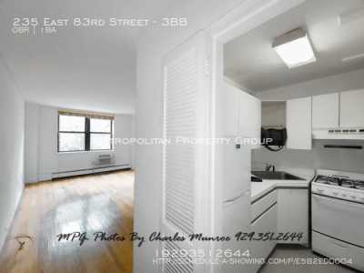 Home For Rent in Ny, New York