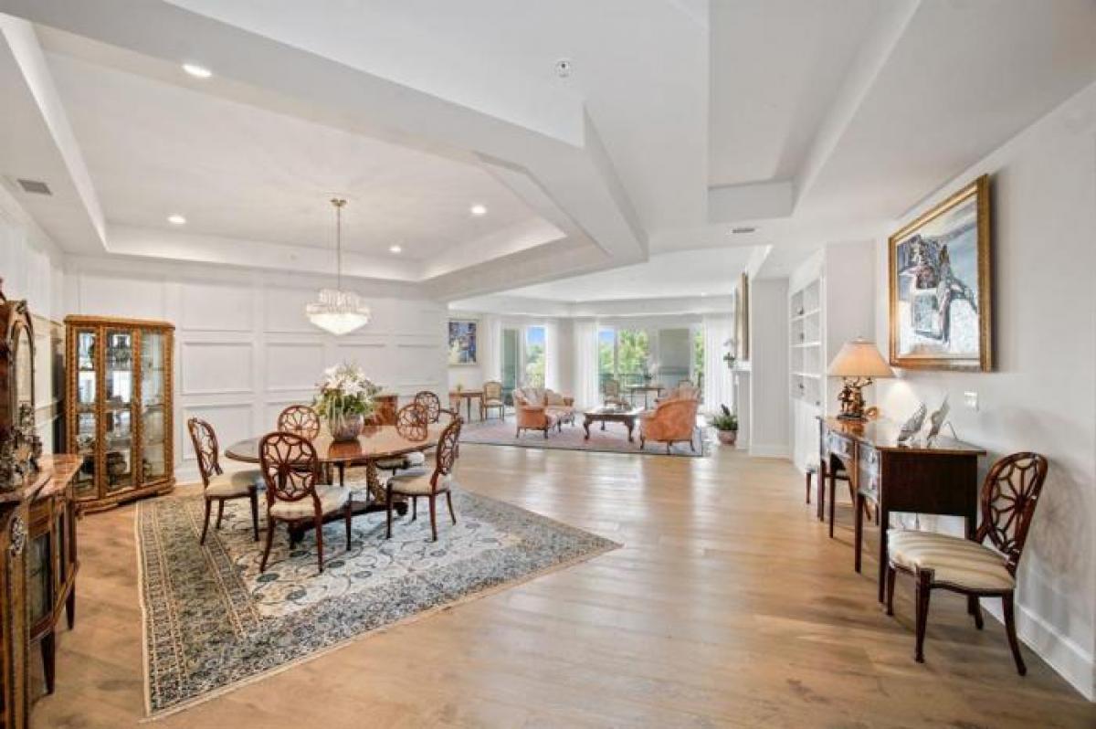 Picture of Home For Sale in Bethesda, Maryland, United States