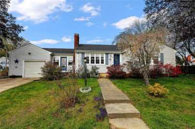 Home For Sale in Cumberland, Rhode Island