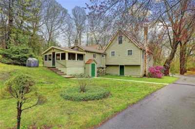 Home For Sale in Cumberland, Rhode Island