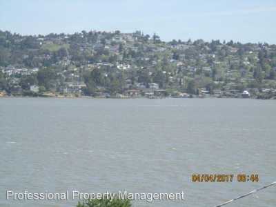 Apartment For Rent in 