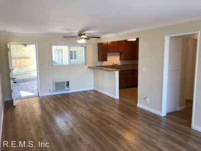 Apartment For Rent in Inglewood, California