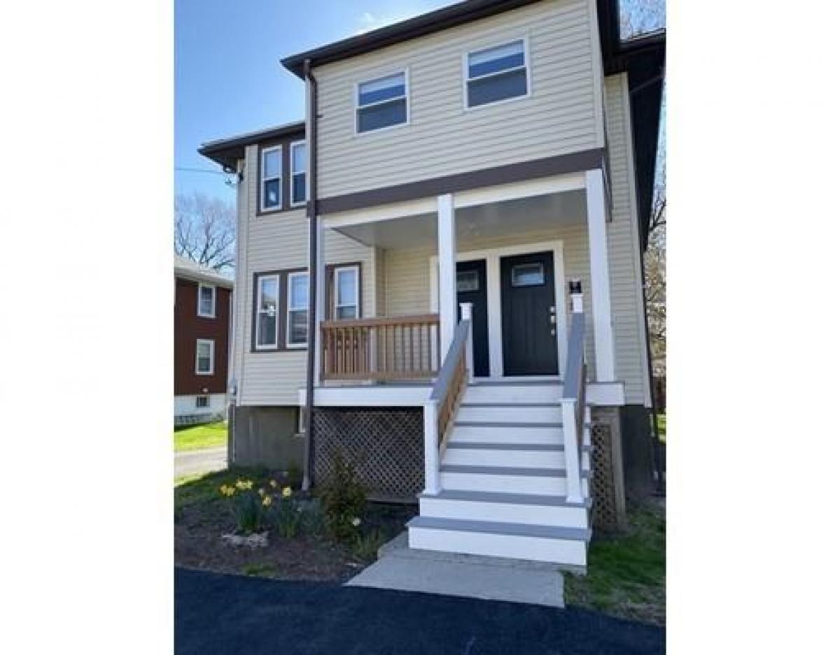 Picture of Multi-Family Home For Sale in Quincy, Massachusetts, United States