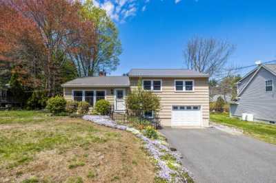 Home For Sale in Wells, Maine