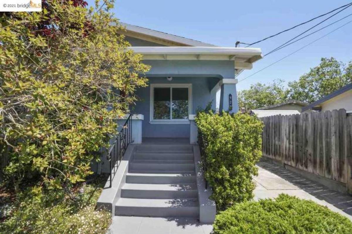 Picture of Home For Sale in Albany, California, United States