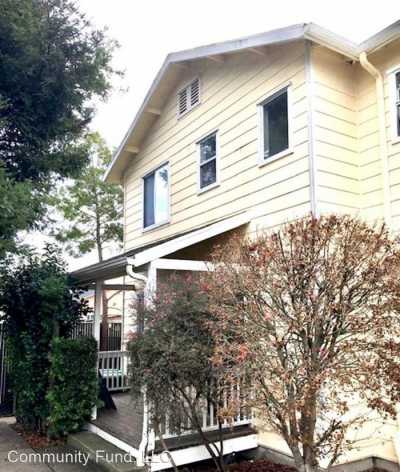Home For Rent in Richmond, California