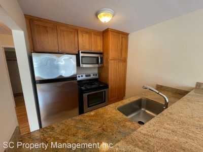 Apartment For Rent in Burlingame, California