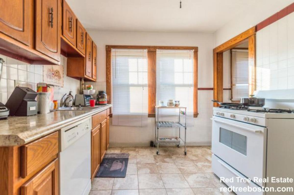 Picture of Apartment For Rent in Medford, Massachusetts, United States