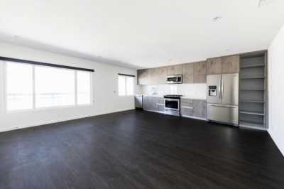 Apartment For Rent in Santa Monica, California