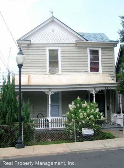 Apartment For Rent in Charlottesville, Virginia