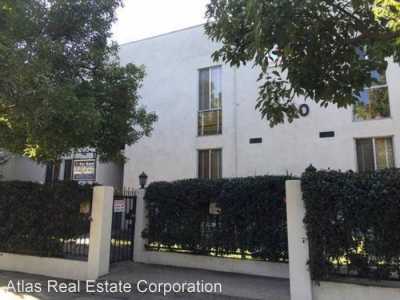 Apartment For Rent in Santa Monica, California