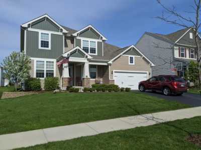 Home For Sale in South Elgin, Illinois