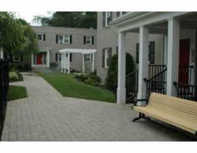 Apartment For Rent in Newton, Massachusetts