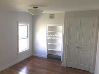 Apartment For Rent in Waltham, Massachusetts