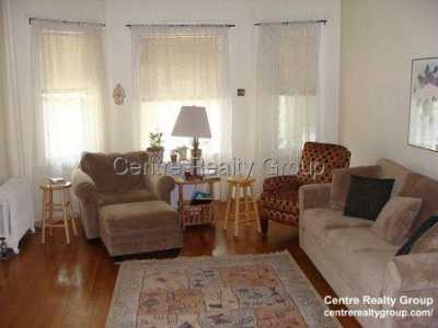 Apartment For Rent in Newton, Massachusetts