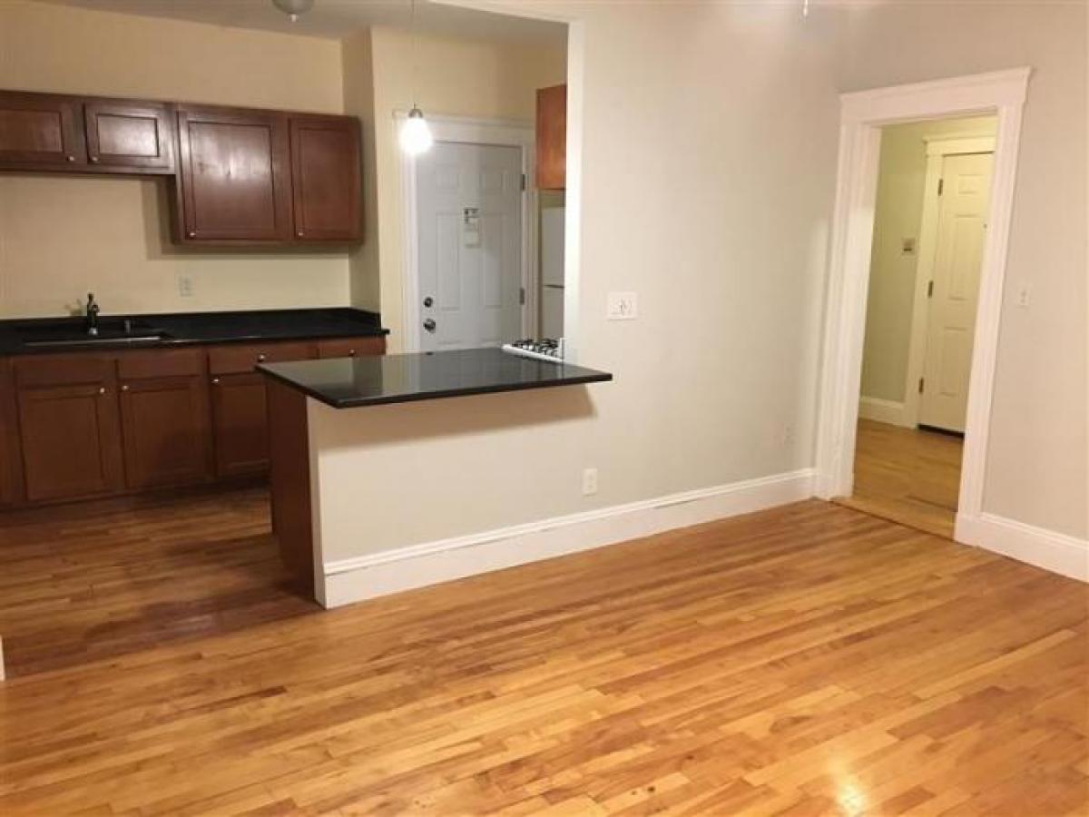 Picture of Apartment For Rent in Medford, Massachusetts, United States