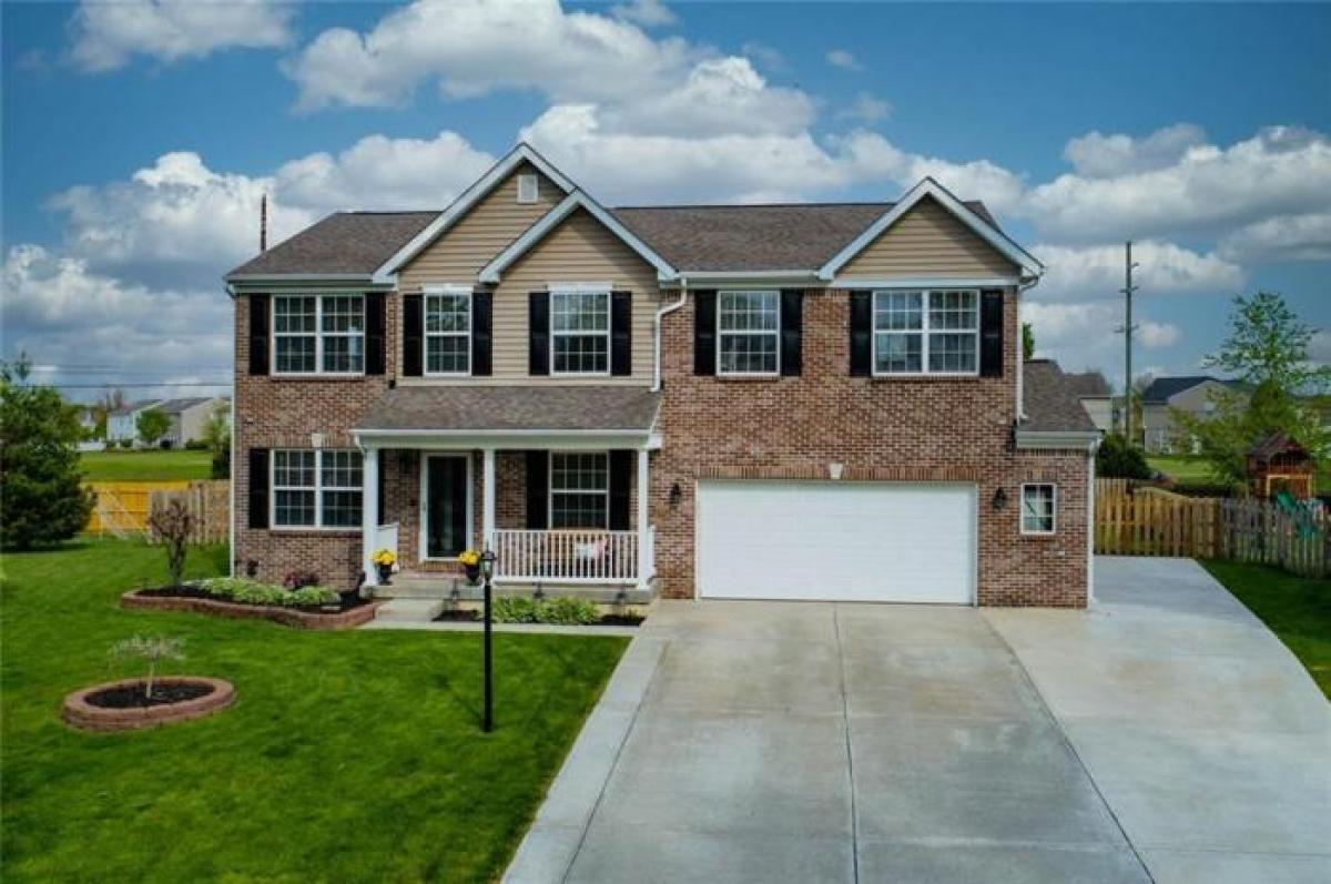 Picture of Home For Sale in Noblesville, Indiana, United States