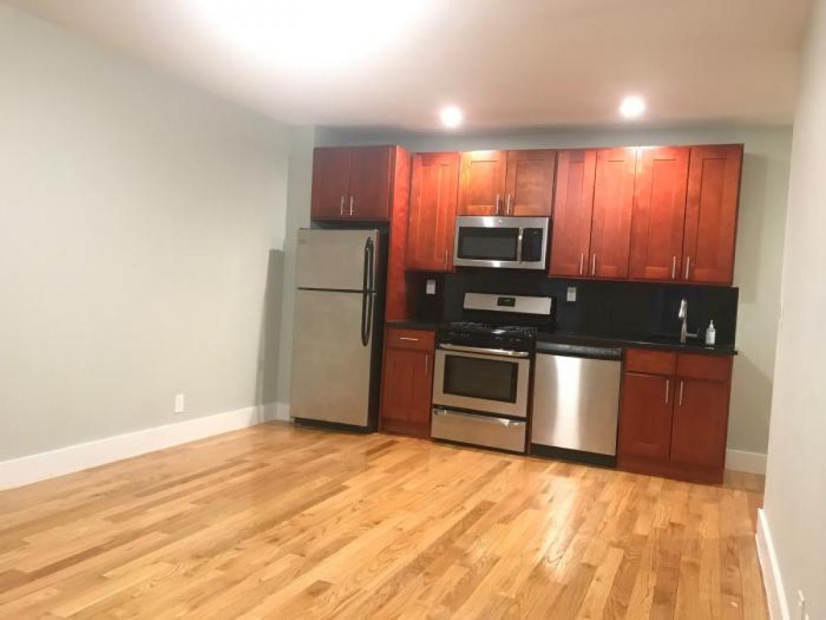 Picture of Apartment For Rent in Elmhurst, New York, United States