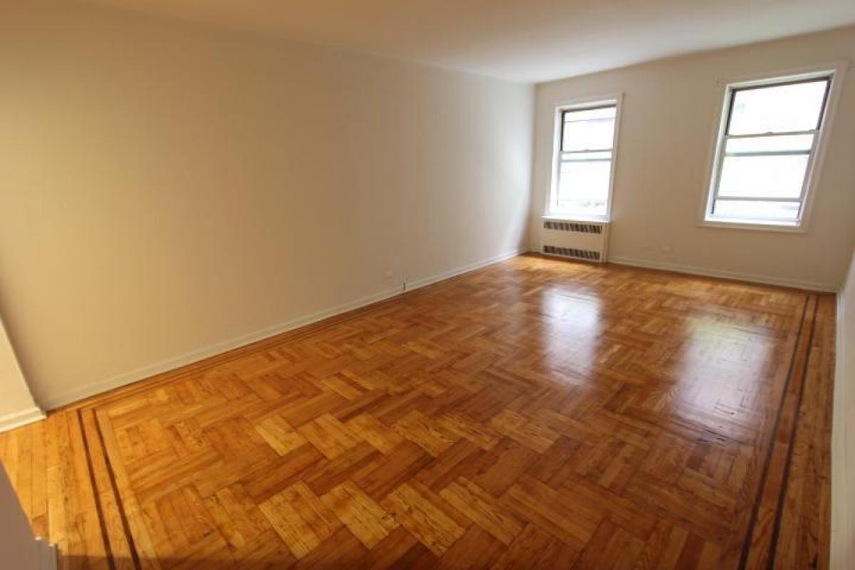 Picture of Apartment For Rent in Sunnyside, New York, United States
