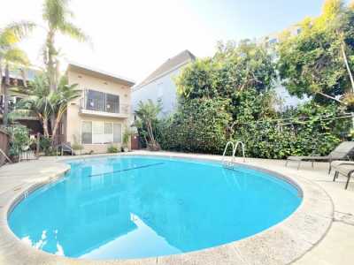 Apartment For Rent in West Hollywood, California