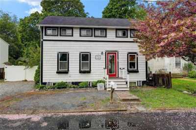 Home For Sale in Barrington, Rhode Island