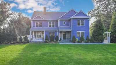 Home For Sale in Elmsford, New York
